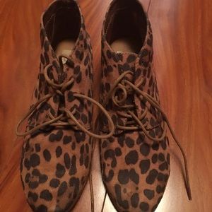 Dolce Vita leopard print flats